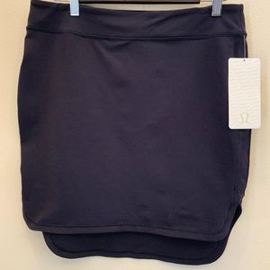 Lululemon City Skirt Sz 10 Navy Hidden Key Pocket